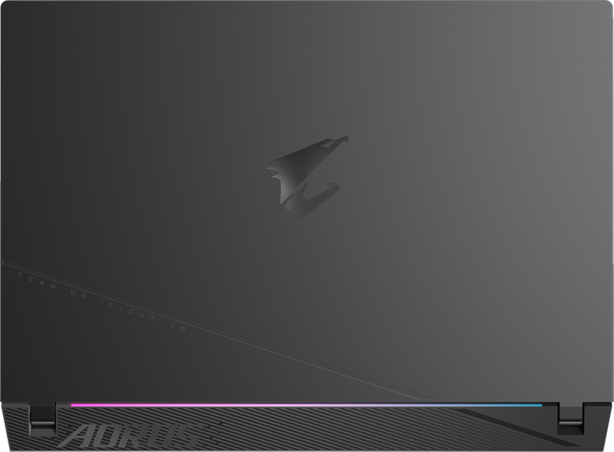 GIGABYTE AORUS 17 BSF-H3DE654SH, Bild 5 (23.08.2024)