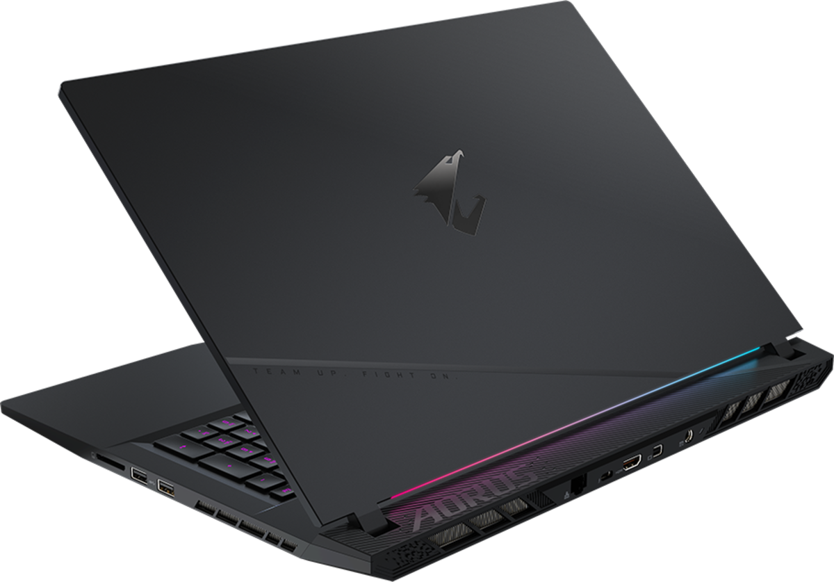 GIGABYTE AORUS 17 BSF-H3DE654SH, Bild 4 (23.08.2024)