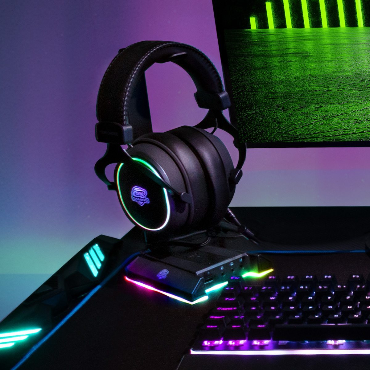 ONE GAMING RGB Stand 7.1, Bild 2 (30.10.2023) ONE GAMING RGB Stand 7.1, Bild 2 (30.10.2023)